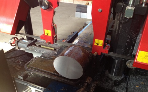 莲花数控带锯床切削时出现打齿现象如何处理？