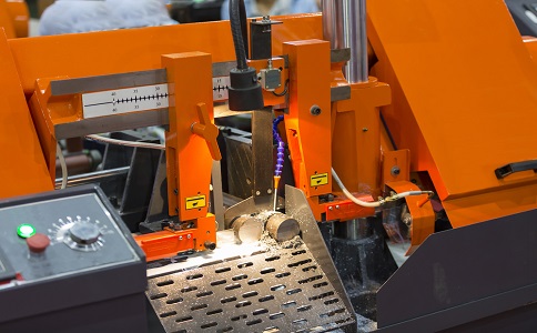 莲花龙门带锯床具备哪些优点？